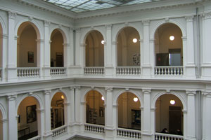 Die Homöopathische Bibliothek im Lichthof der Staatsbibliothek